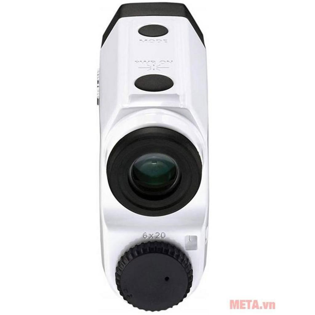 IPX4 giúp yên tâm hơn khi gặp mưa nhẹ trên sân golf.