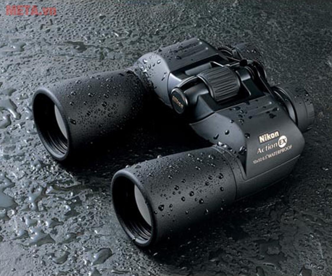 Khoảng đặt mắt 17.2mm hỗ trợ người đeo kính.