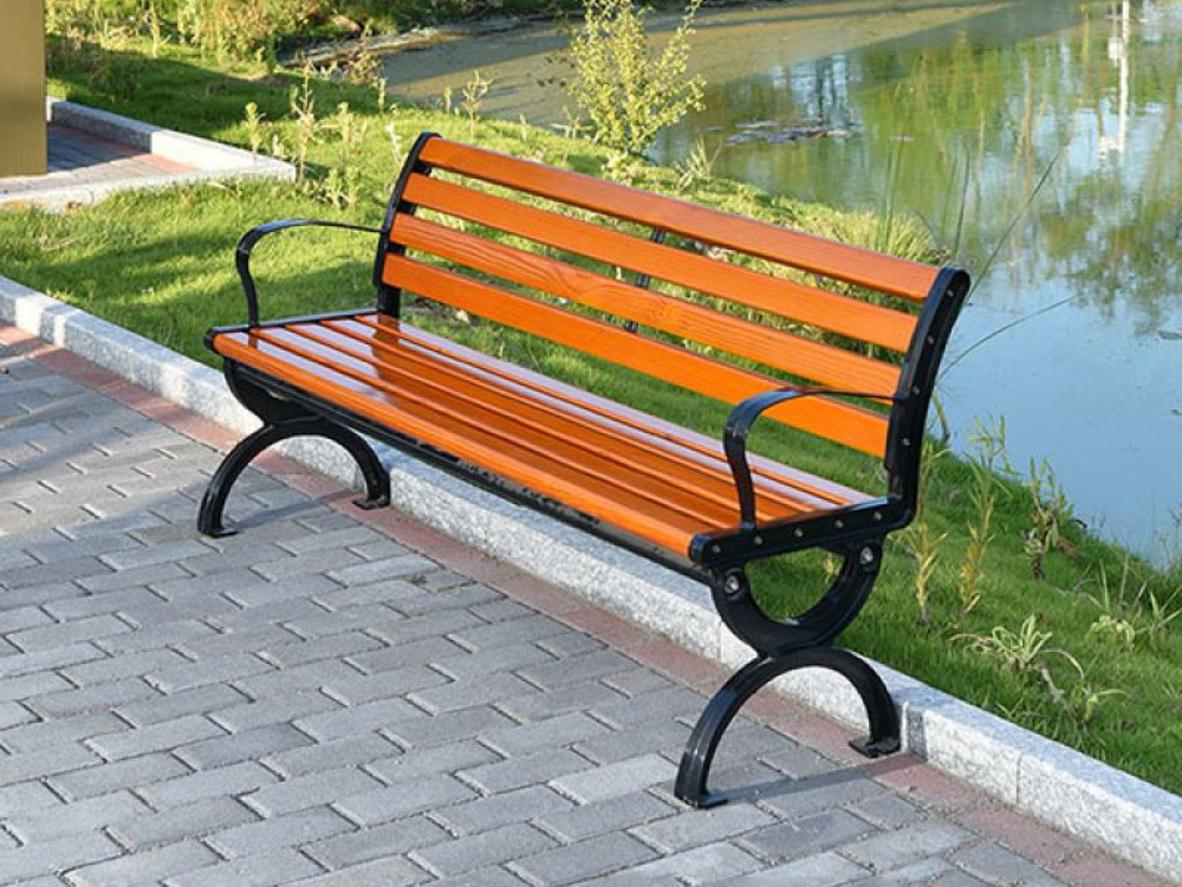 Kích thước 150cm phù hợp 3-4 người ngồi