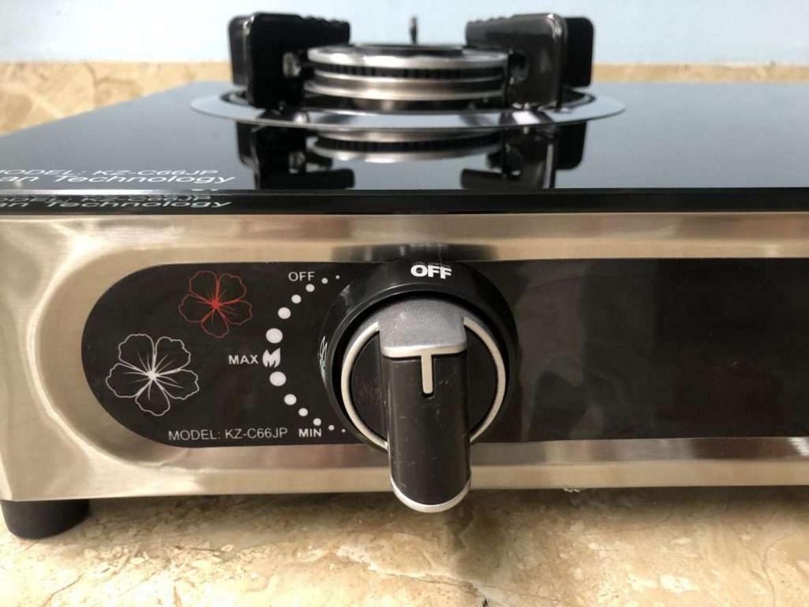 Kiềng thép tráng men và 2 vùng nấu tiện lợi