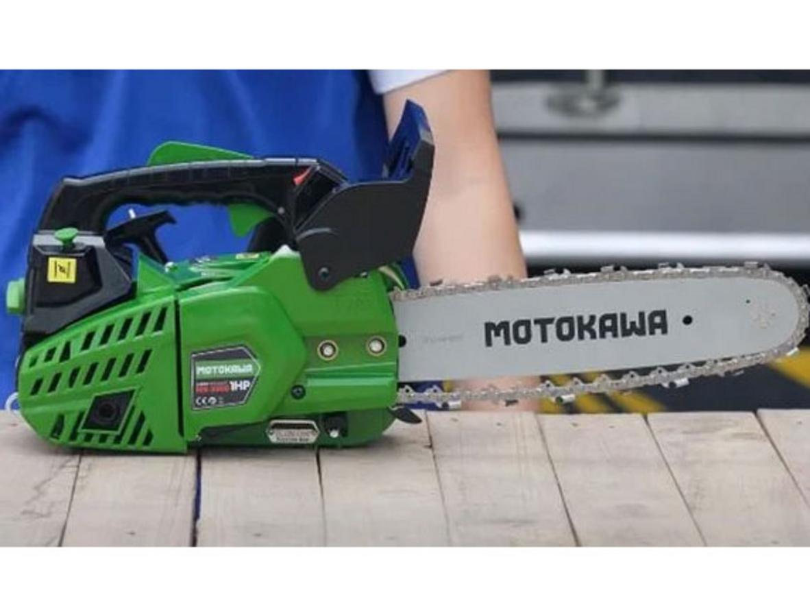 Lam 12 inch và xích 22.5 mắt giúp MK-3000 phù hợp nhu cầu tỉa cành, dọn vườn.