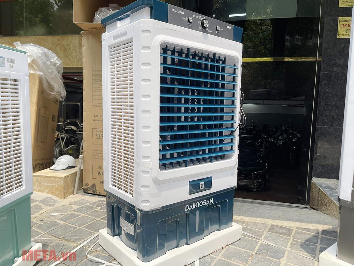 Khả năng làm mát rộng của Quạt điều hòa Daikiosan DM212
