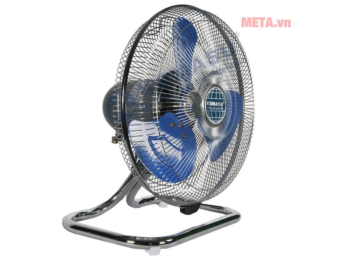 Hiệu quả làm mát rộng với sải cánh 45cm và lồng quạt 50cm.