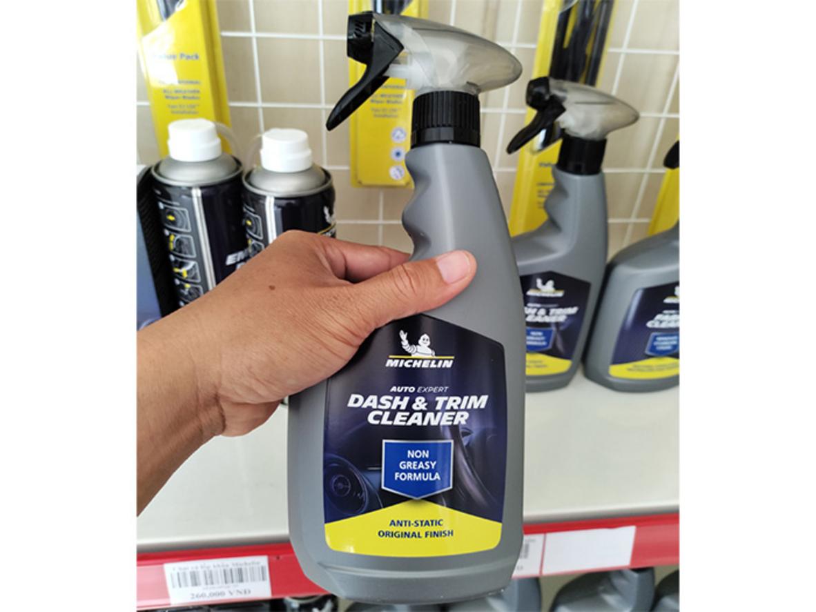 Làm sạch taplo và nội thất nhanh gọn với Michelin W31463
