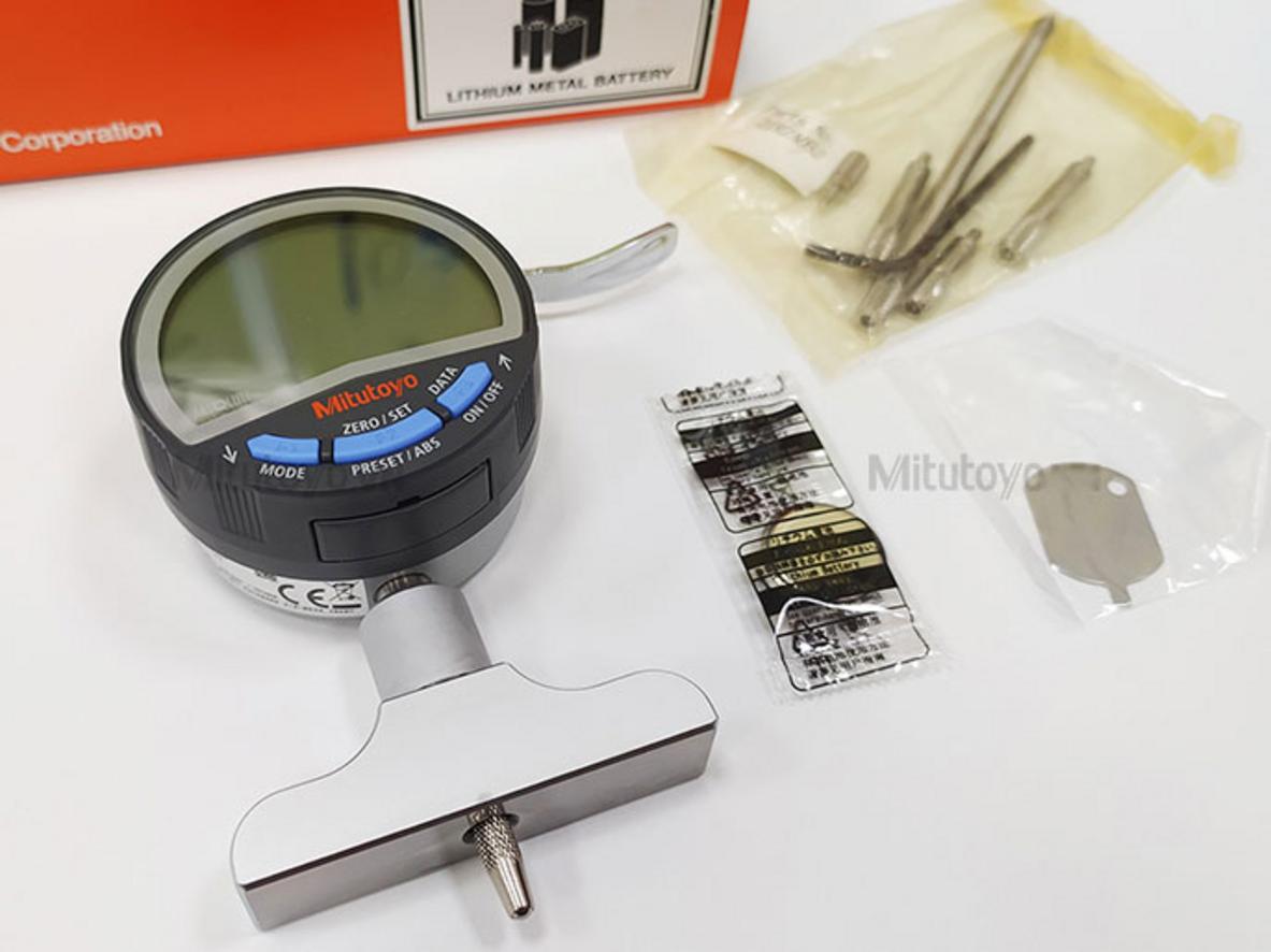 Màn hình LCD và ABSOLUTE Digimatic giúp thao tác nhanh