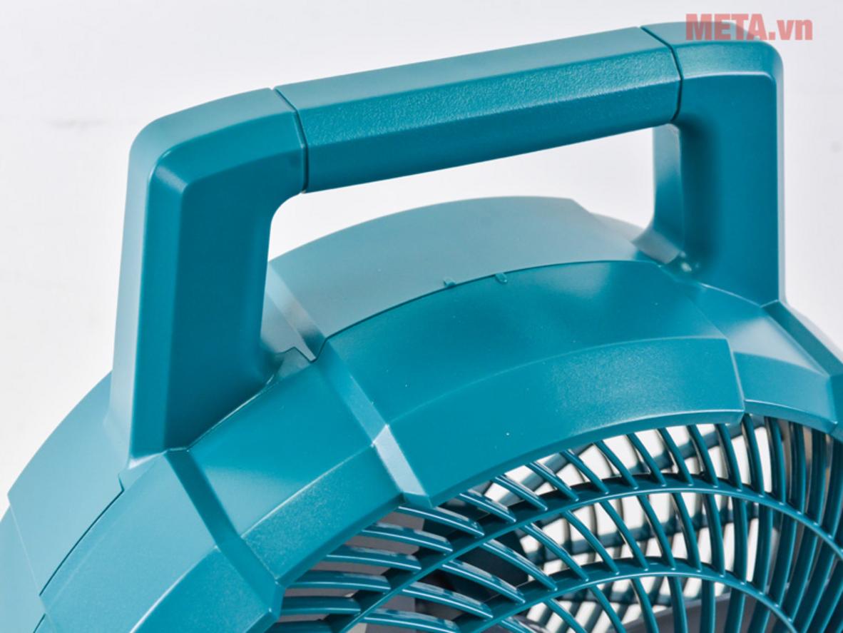 Makita CF001GZ dùng được cả pin và điện lưới