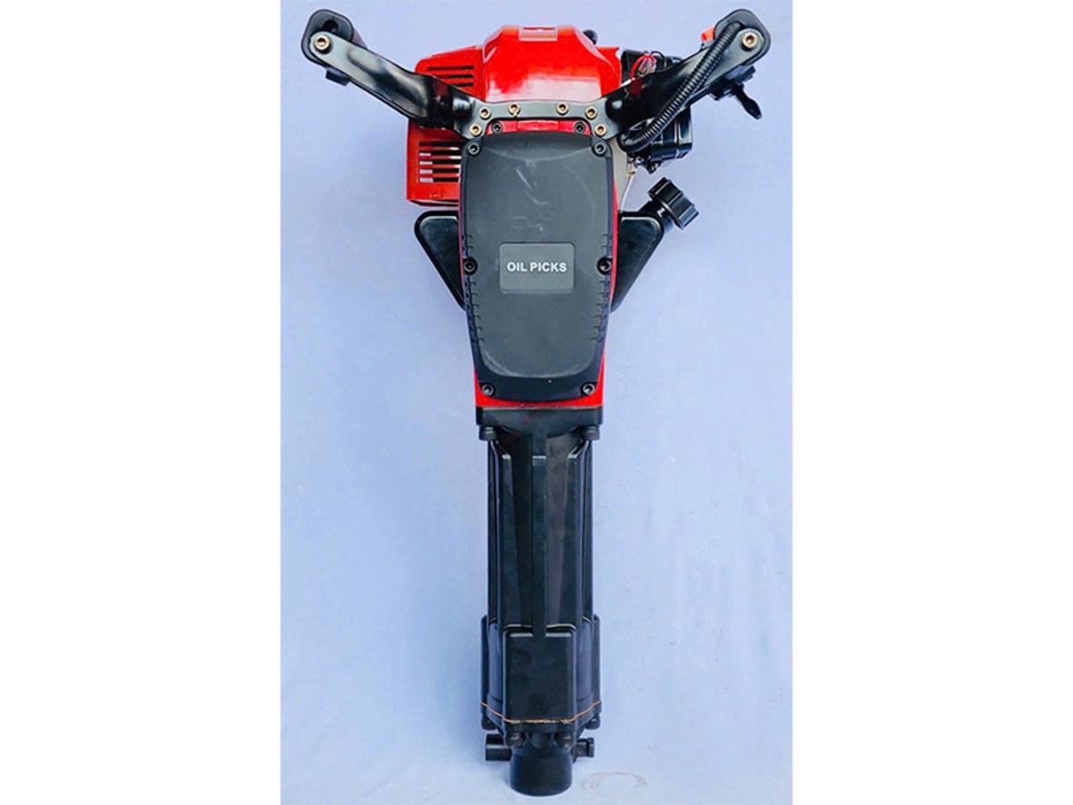 Lực đập 25–55J và tốc độ đập cao