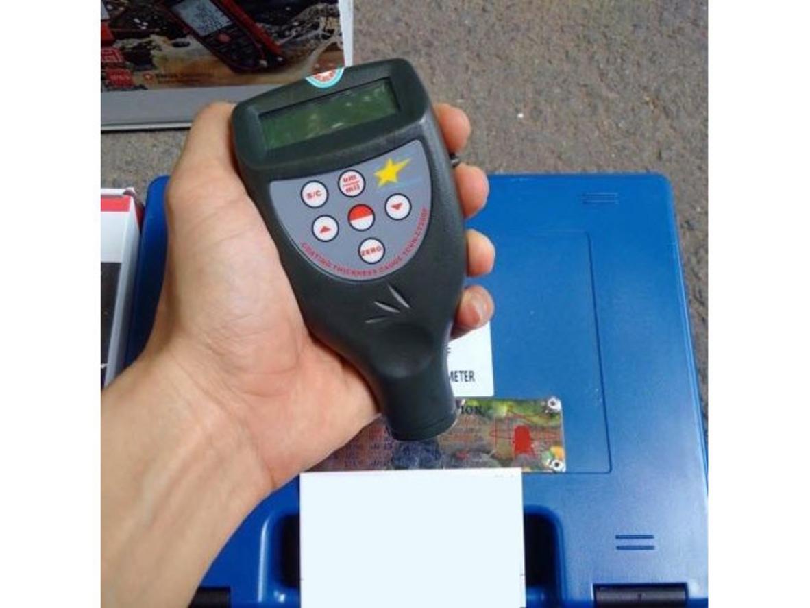 Màn hình LCD rõ nét giúp đọc kết quả nhanh