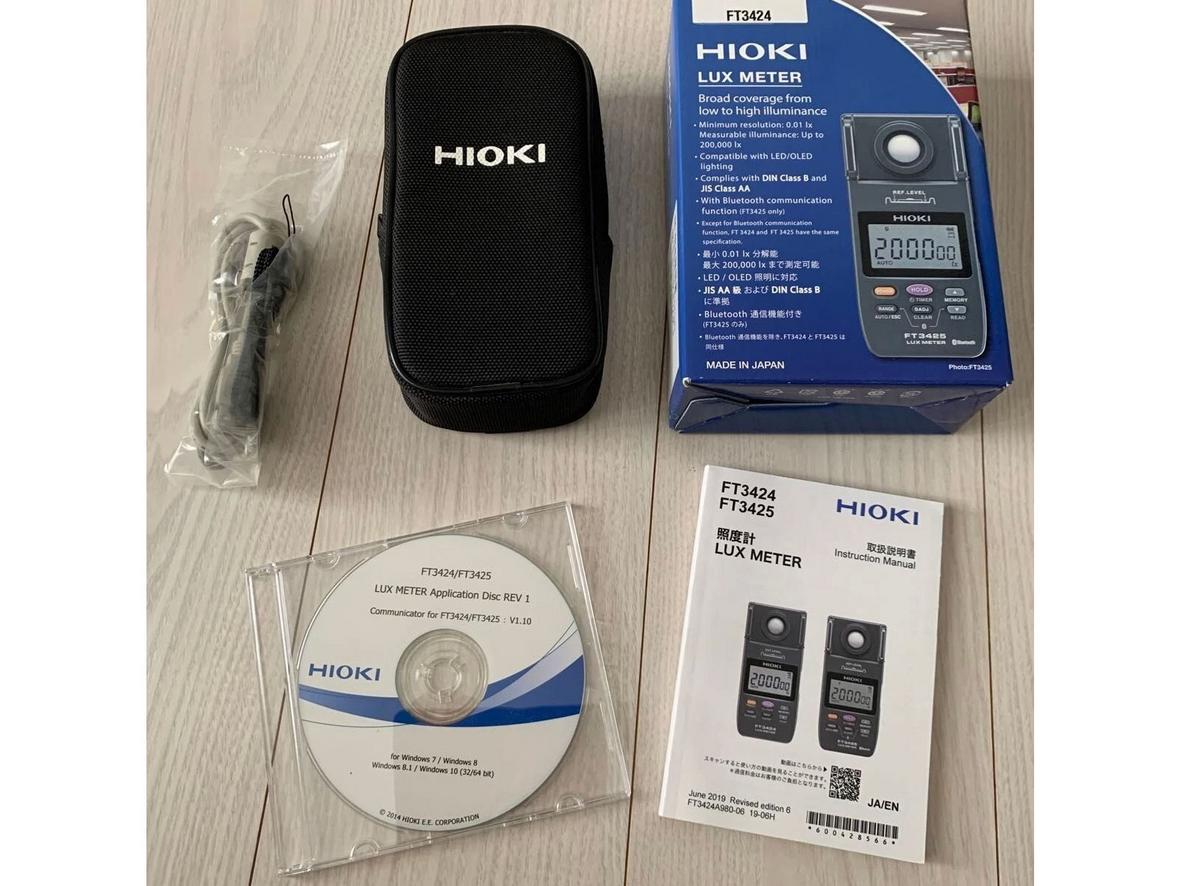Màn hình LCD và pin bền hỗ trợ sử dụng lâu dài.