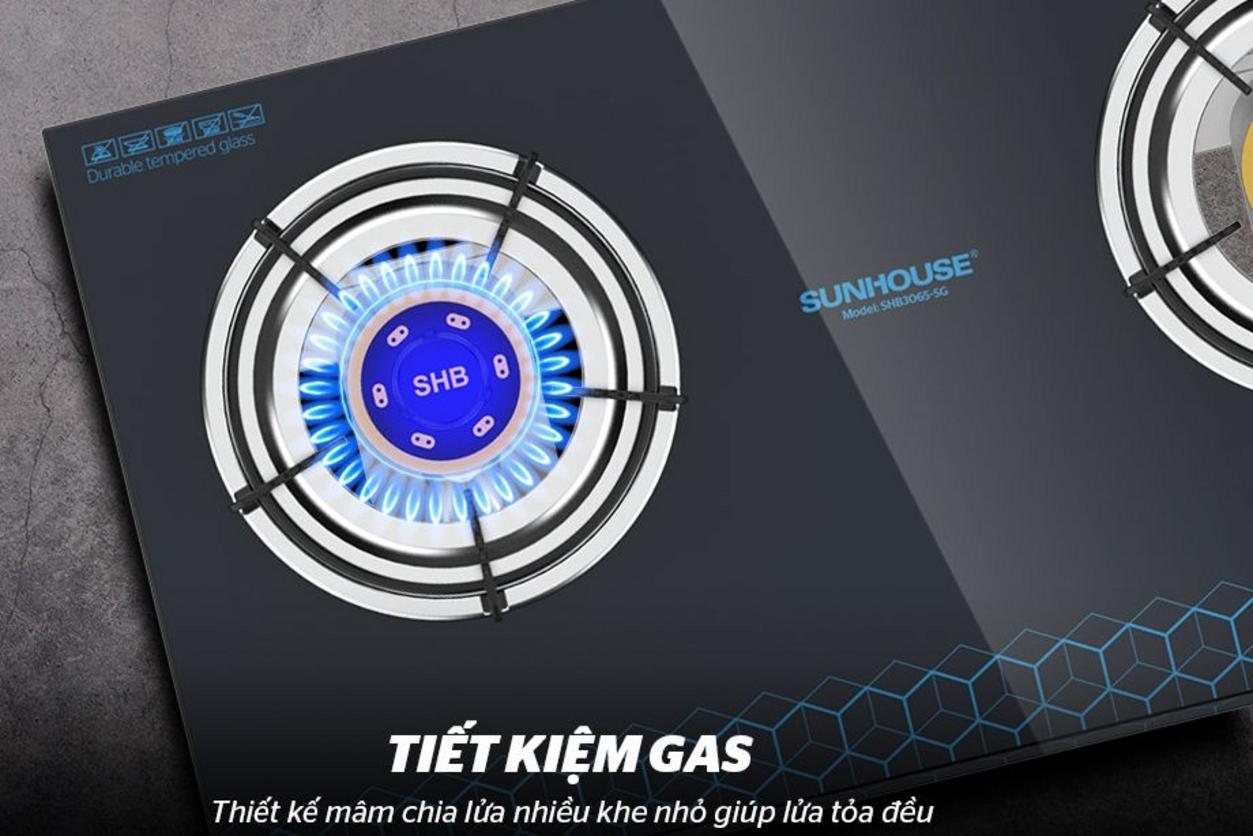 Mặt kính cường lực 6mm sang trọng, dễ vệ sinh.