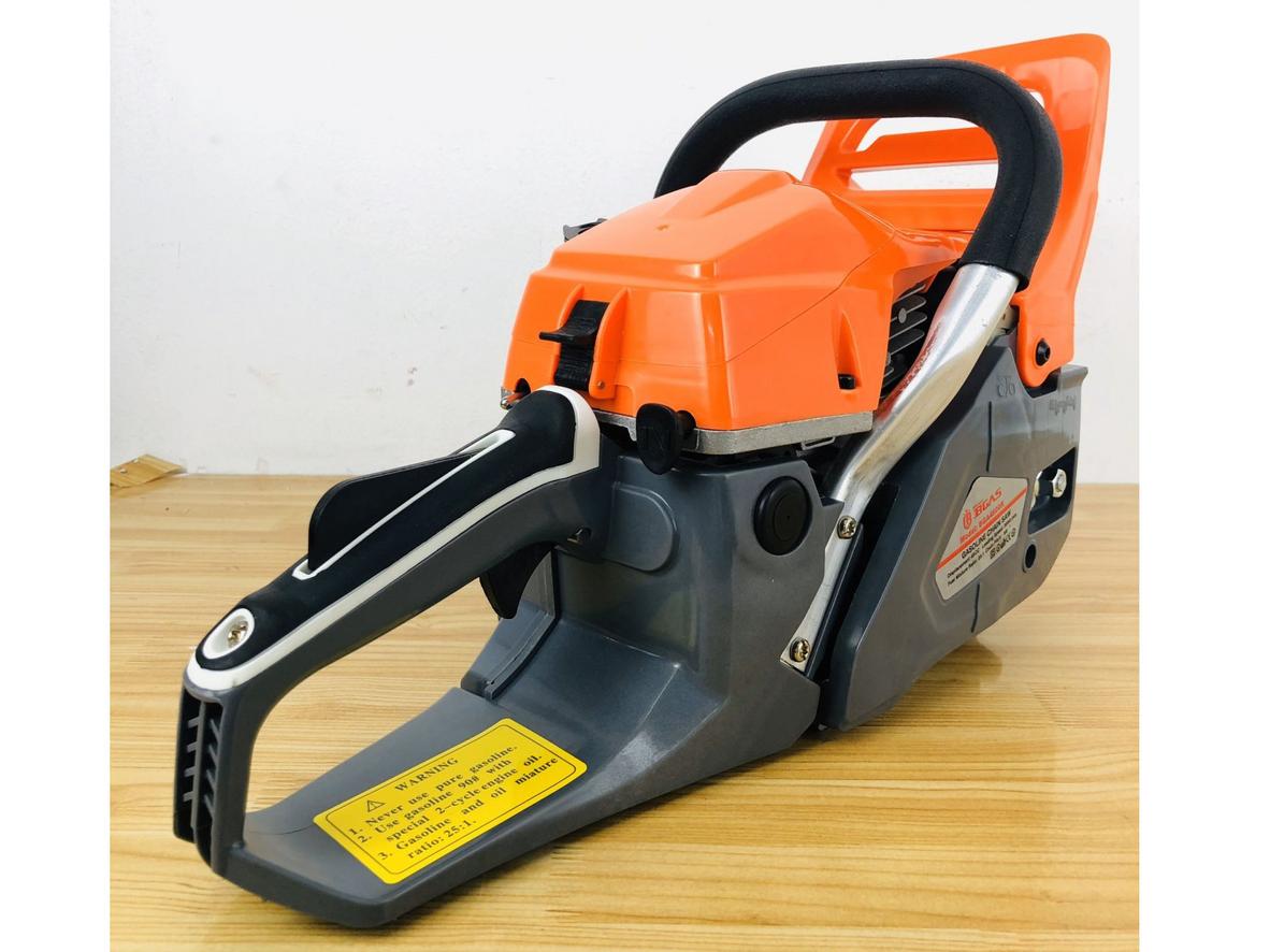 Tổng quan Máy cưa xích Bgas BGA5200CR