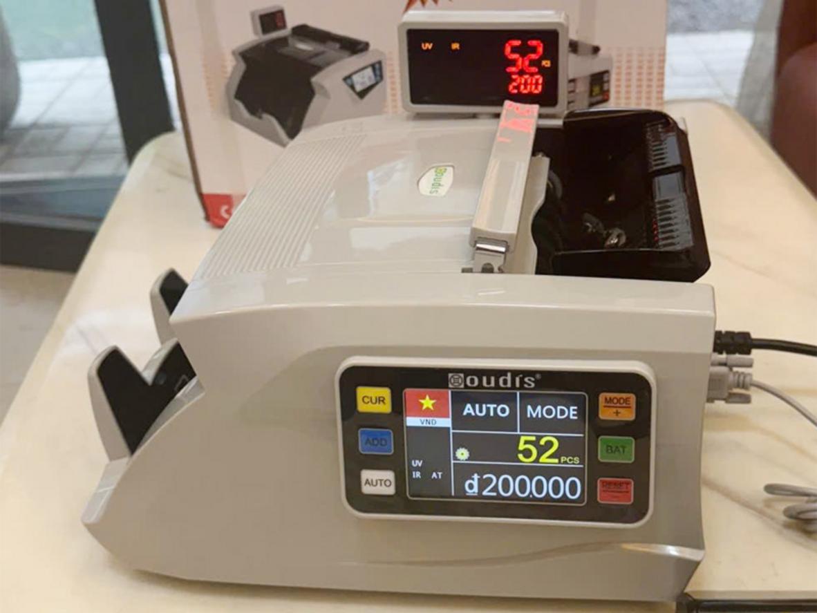 Tổng quan Máy đếm tiền Oudis 9900 New