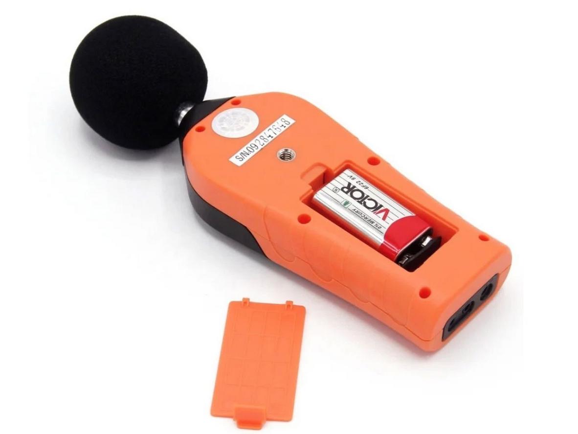 Độ phân giải 0.1 dB giúp kết quả hiển thị rõ và chi tiết hơn.