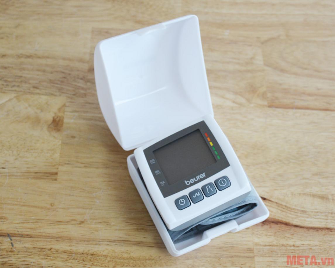 Tổng quan Máy đo huyết áp cổ tay Beurer BC30