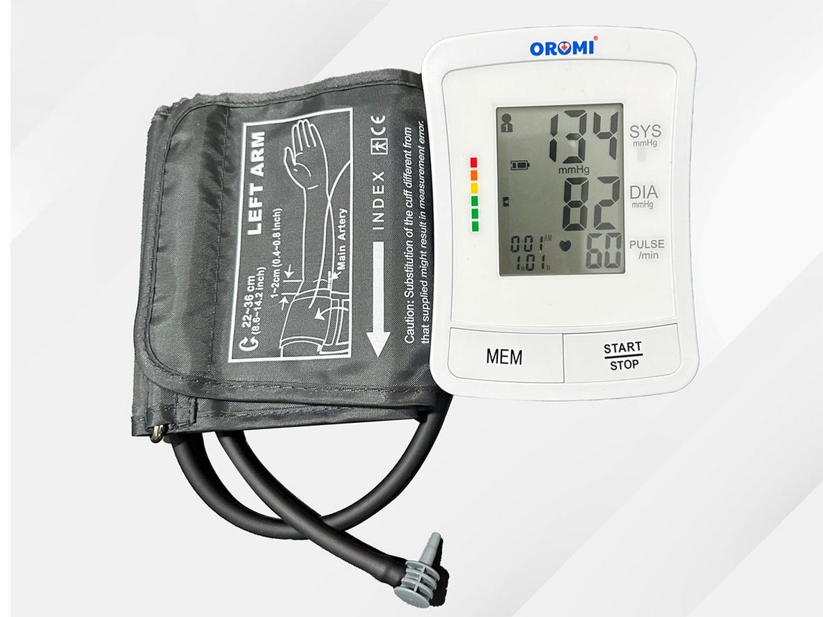 Tổng quan Máy đo huyết áp điện tử bắp tay Oromi DBP-1209