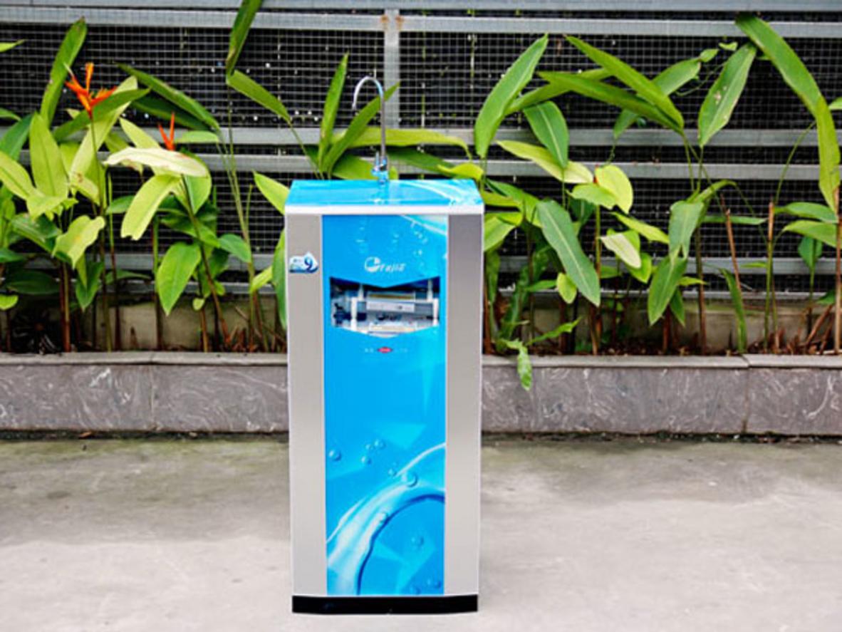 Tổng quan Máy lọc nước RO FujiE RO-900 CAB
