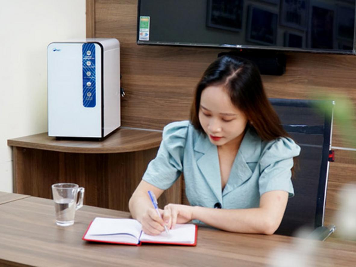 Tổng quan Máy lọc nước tinh khiết RO thông minh FujiE RO-9000W