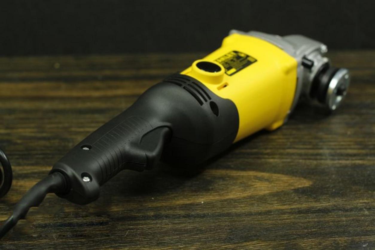 Tổng quan Máy mài góc Stanley SGM145 1.400W (125mm)