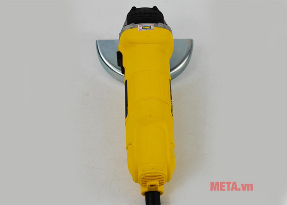 Mô tơ chổi than và ren trục M14 hỗ trợ vận hành bền bỉ.