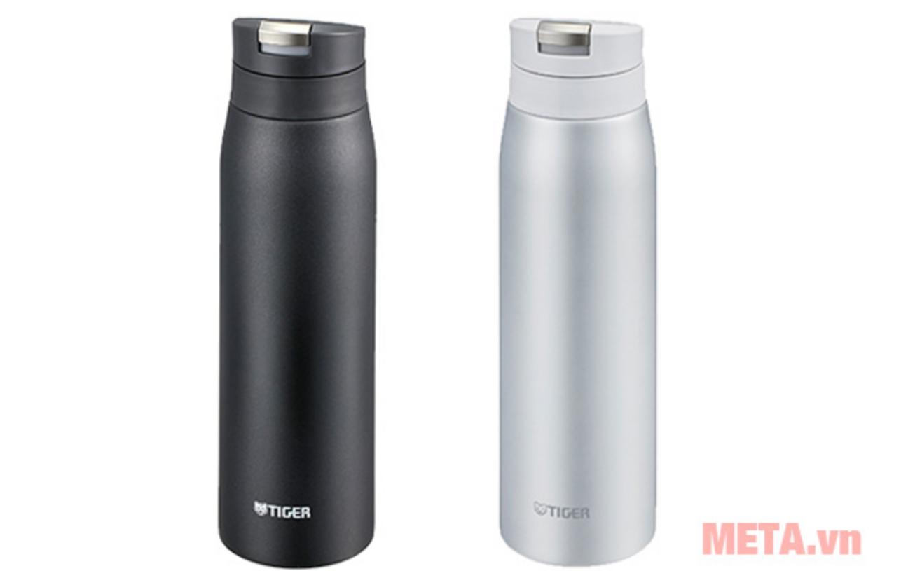 Nắp bật một chạm và khóa tự động tiện lợi.