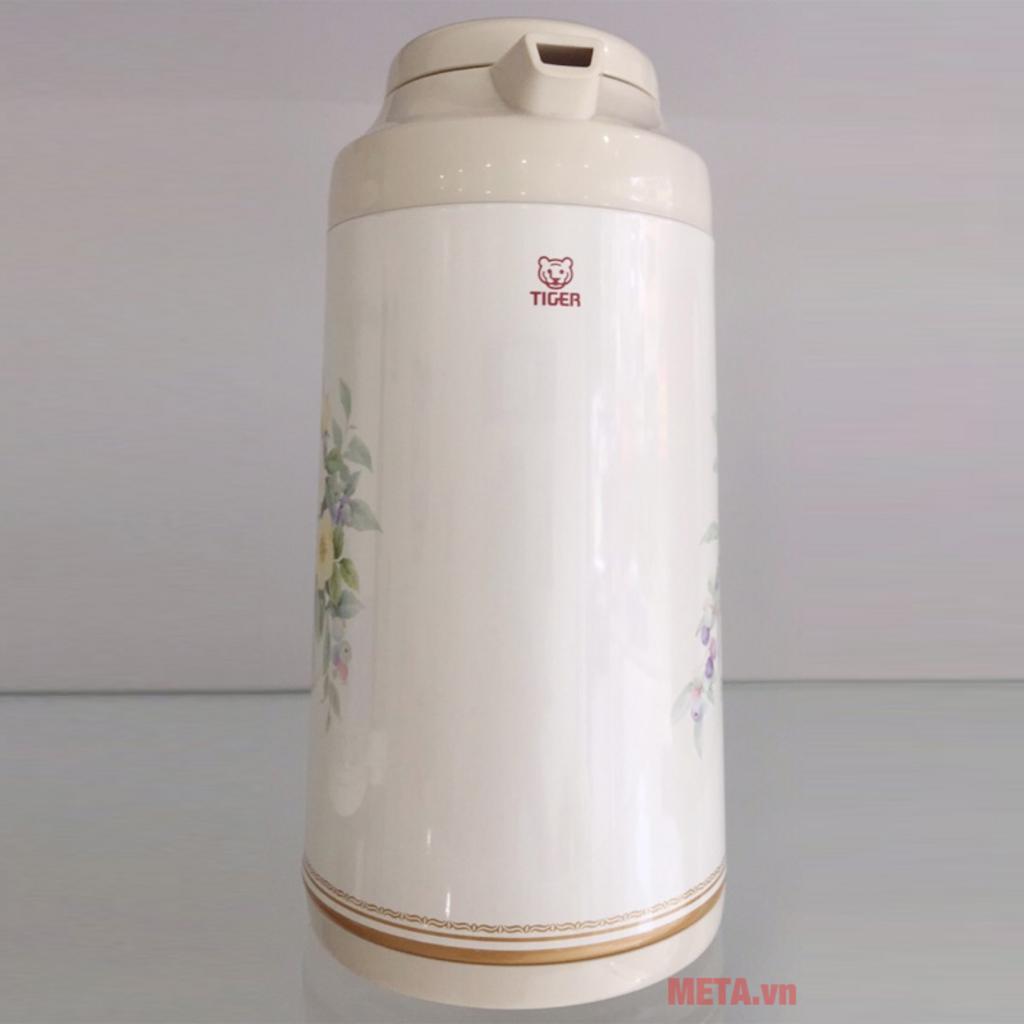Nắp vặn rời và thiết kế gọn nhẹ cho sinh hoạt hằng ngày.