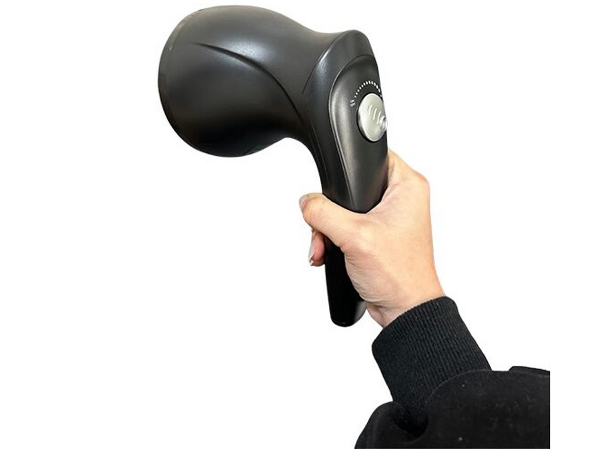 Thân máy nhựa ABS bền bỉ, gọn nhẹ và dễ sử dụng.