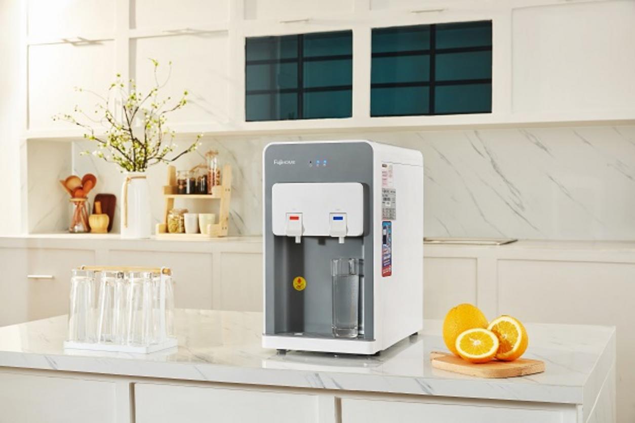 2 vòi nóng lạnh riêng biệt cho sinh hoạt tiện lợi