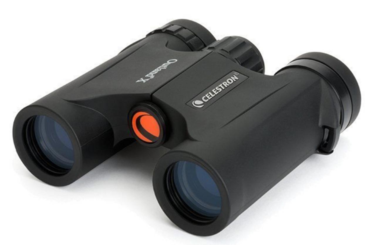 Tổng quan Ống nhòm Celestron Outland X 10x42 (71347)