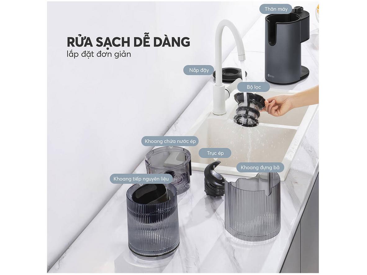 Ống tiếp nguyên liệu 13cm giúp tiết kiệm thời gian sơ chế.