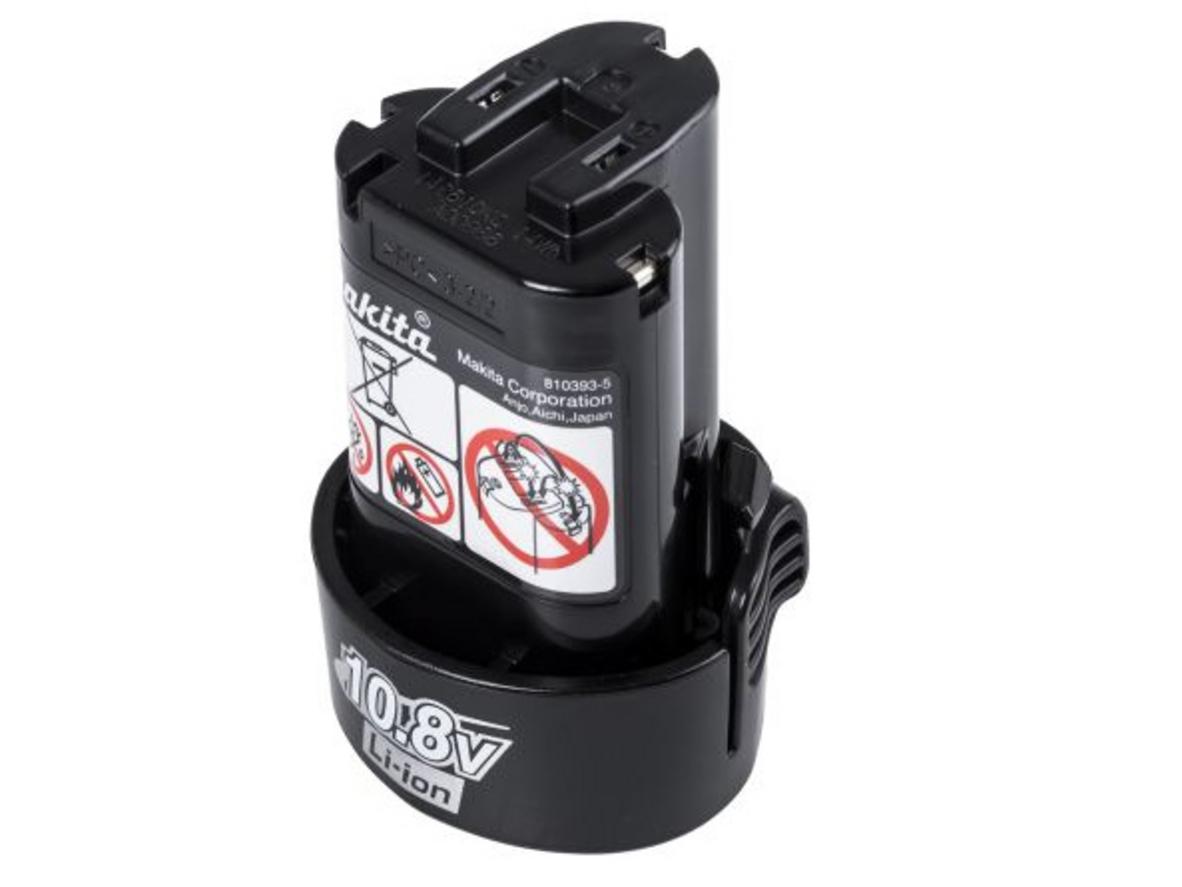Pin Li-ion 10.8V 1.5Ah giúp thao tác nhẹ và ổn định.