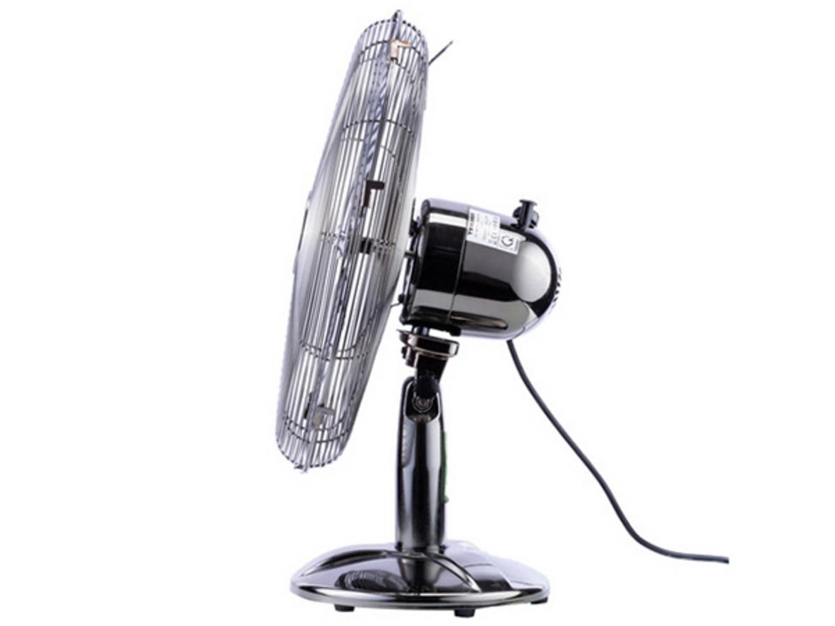 Sải cánh 40cm tạo luồng gió rộng và dễ chịu