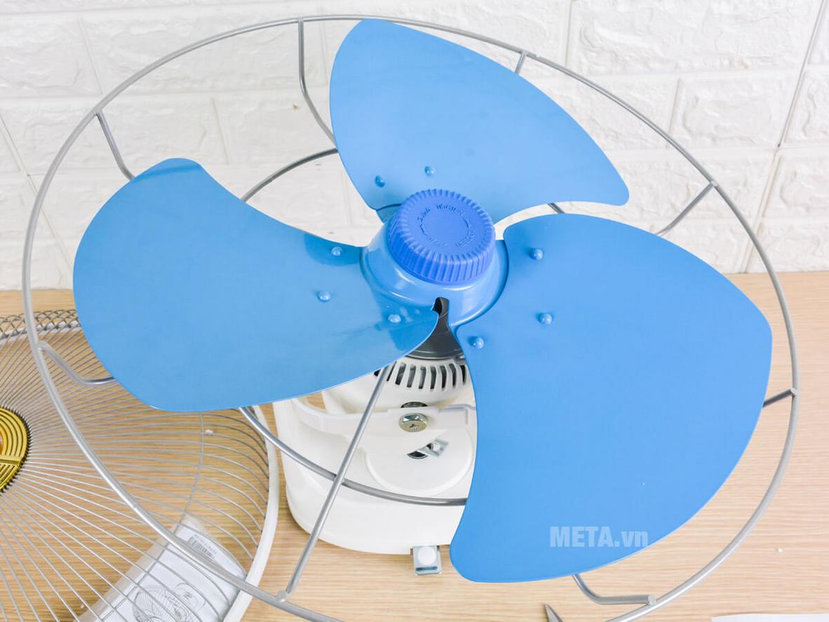 Khả năng đảo gió 360 độ giúp làm mát đều khắp phòng.
