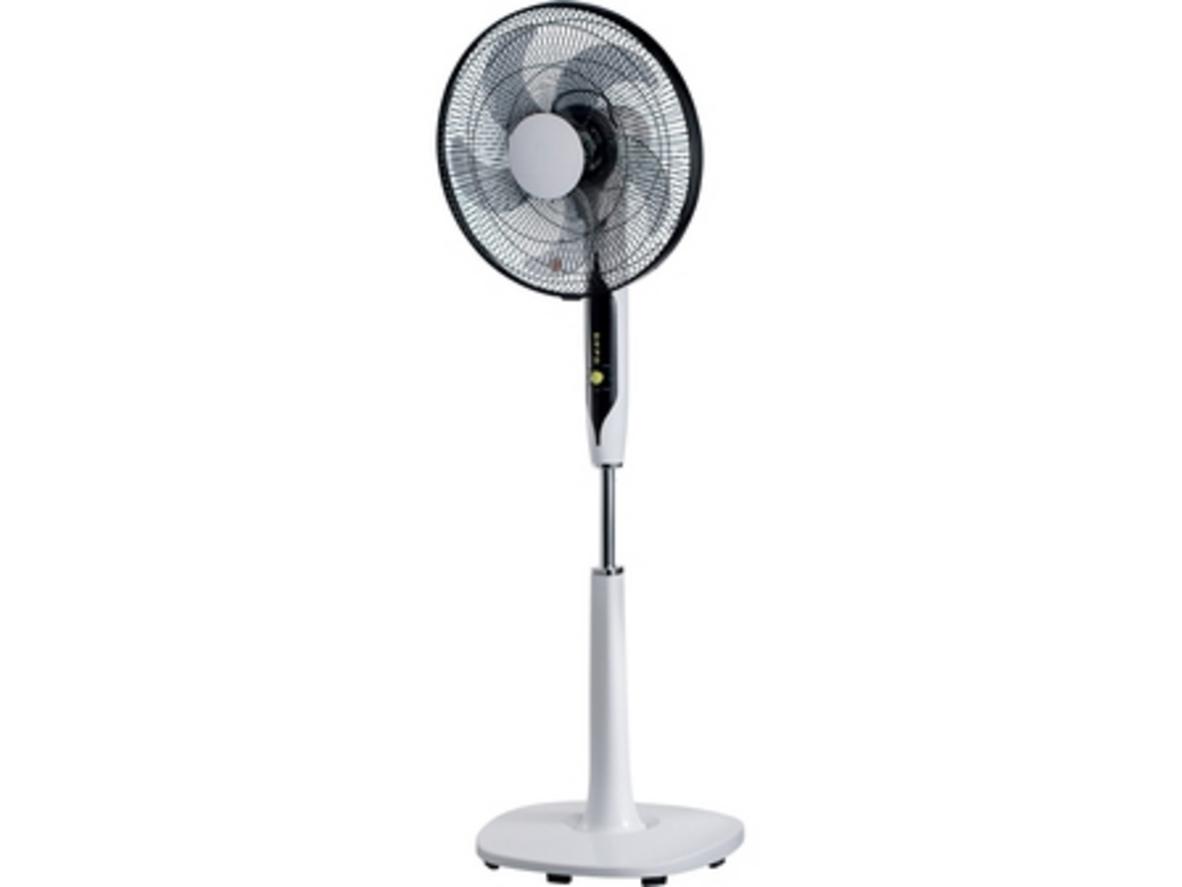 5 cánh quạt và công suất 50W giúp làm mát rộng, hiệu quả hơn.