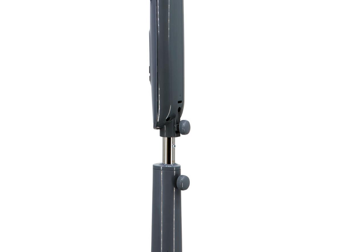 Remote và hẹn giờ 8 tiếng giúp sử dụng tiện lợi hơn.