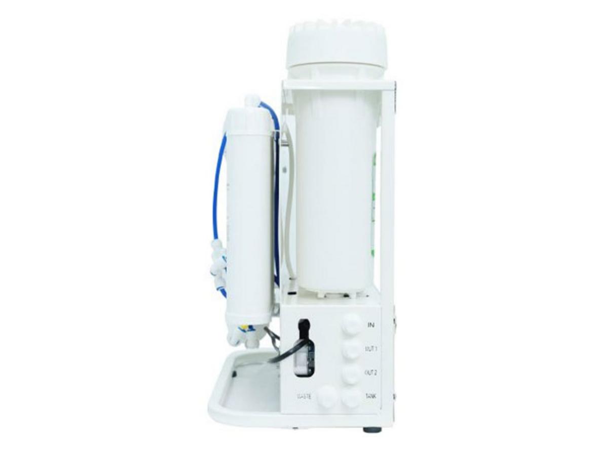 Công nghệ RO giúp lọc sạch nước đầu vào.