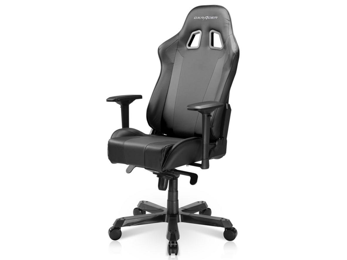 Tay ghế 4D và ngả lưng 135 độ