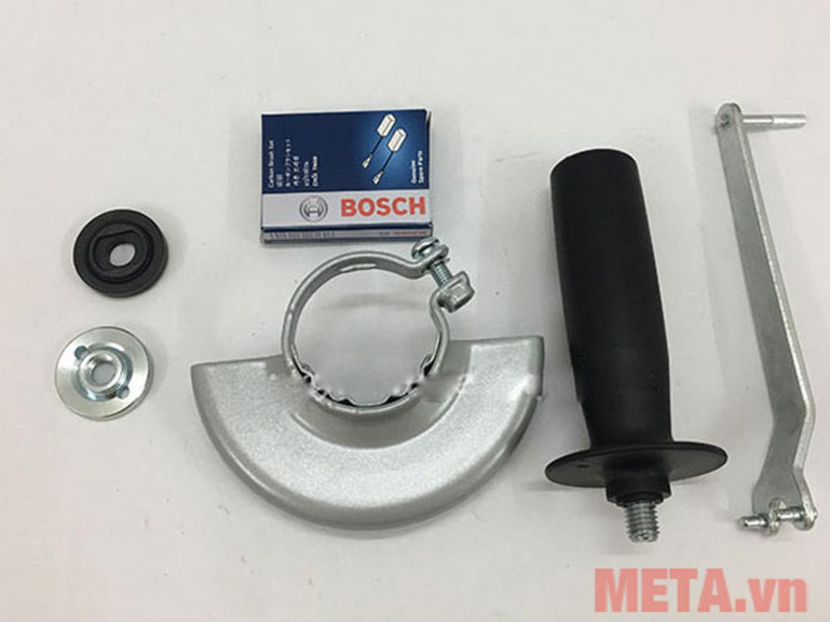 Thân máy mỏng 56mm giúp cầm nắm thoải mái hơn.