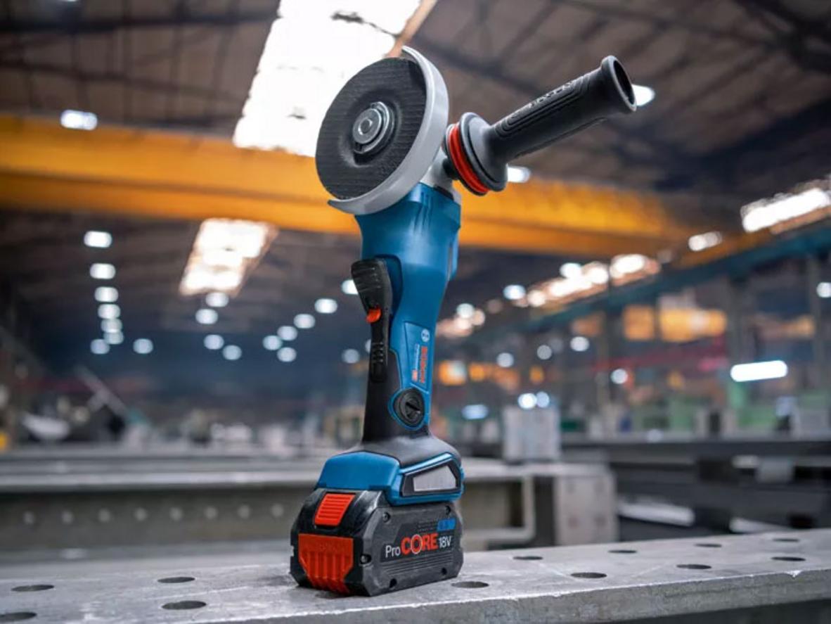 125 mm và công tắc bóp cho thao tác chắc tay