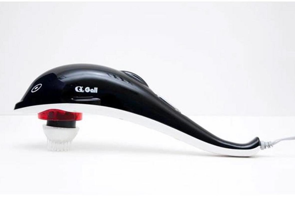 Thiết kế cầm tay dài giúp tự massage dễ dàng