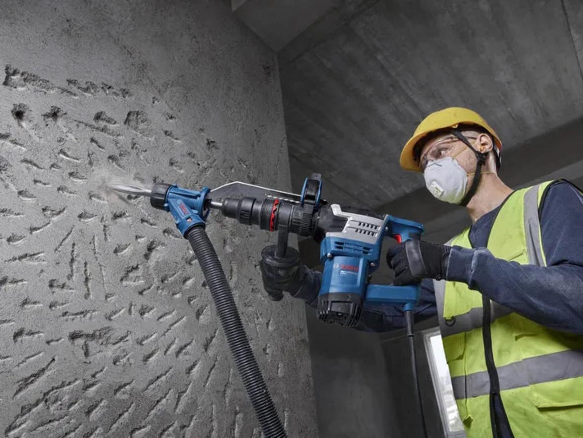 Thiết kế gọn và giảm rung của Bosch GSH 5MX