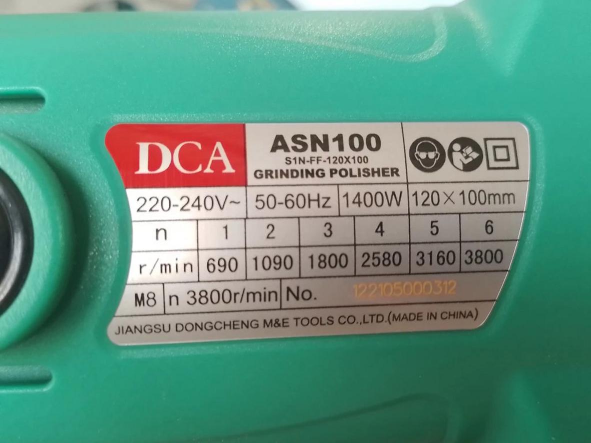 Thiết kế gọn tay, dễ kiểm soát trong thực tế sử dụng