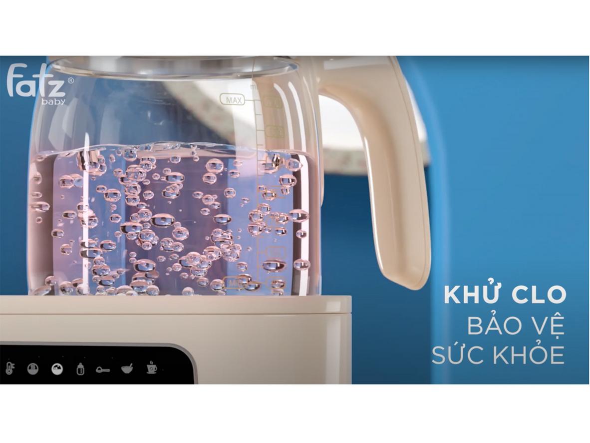 Tiệt trùng và sấy khô 4 bình cổ rộng tiện lợi