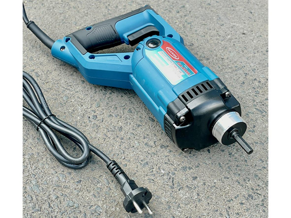 Tốc độ không tải 4.000 vòng/phút cho hiệu suất rung mạnh.