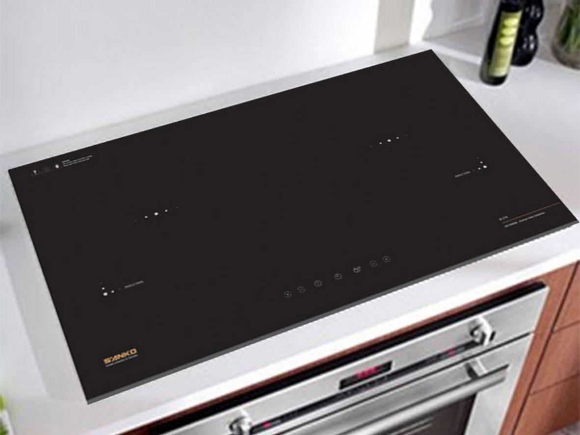 Tổng công suất 4000W giúp nấu nhanh và tiện hơn.