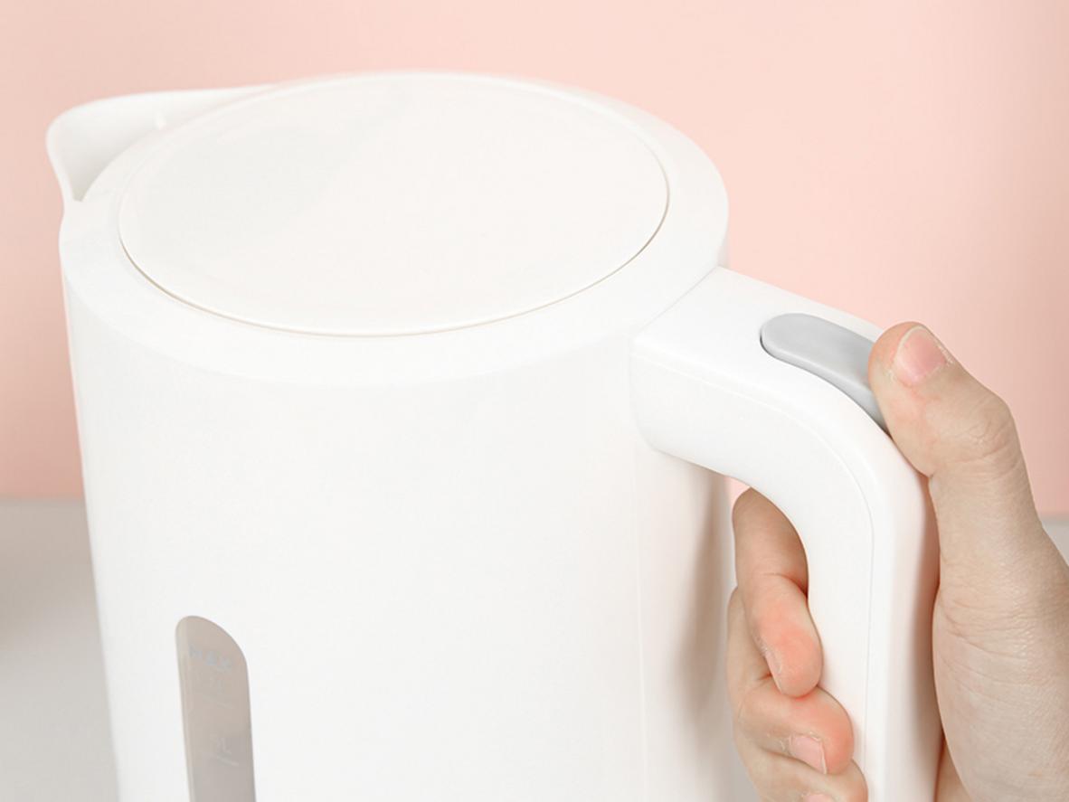 Tự động ngắt nguồn điện khi sôi hoặc cạn nước giúp an tâm hơn khi dùng.