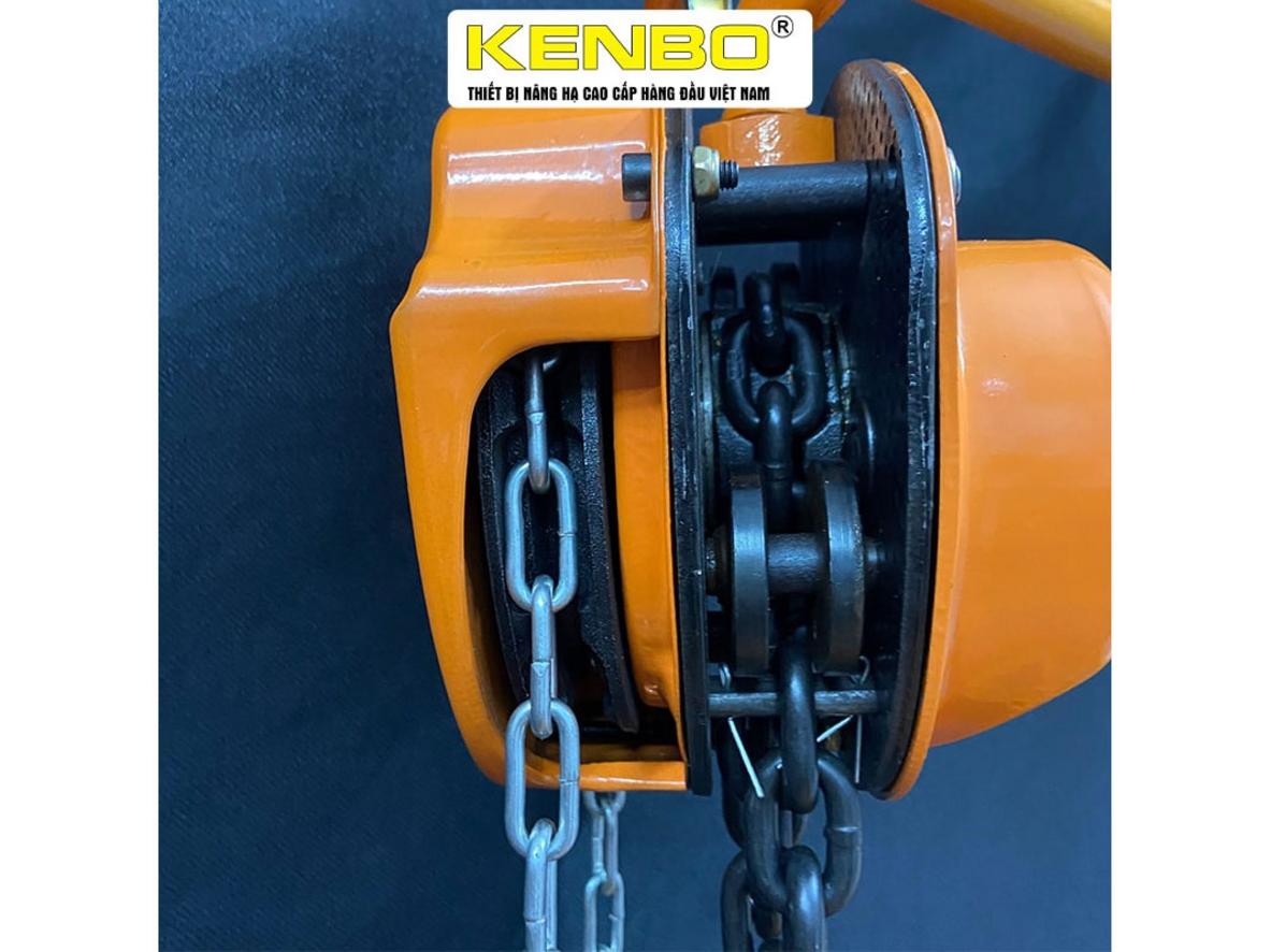 Xích tải G80 10mm và 2 đường xích bền bỉ.