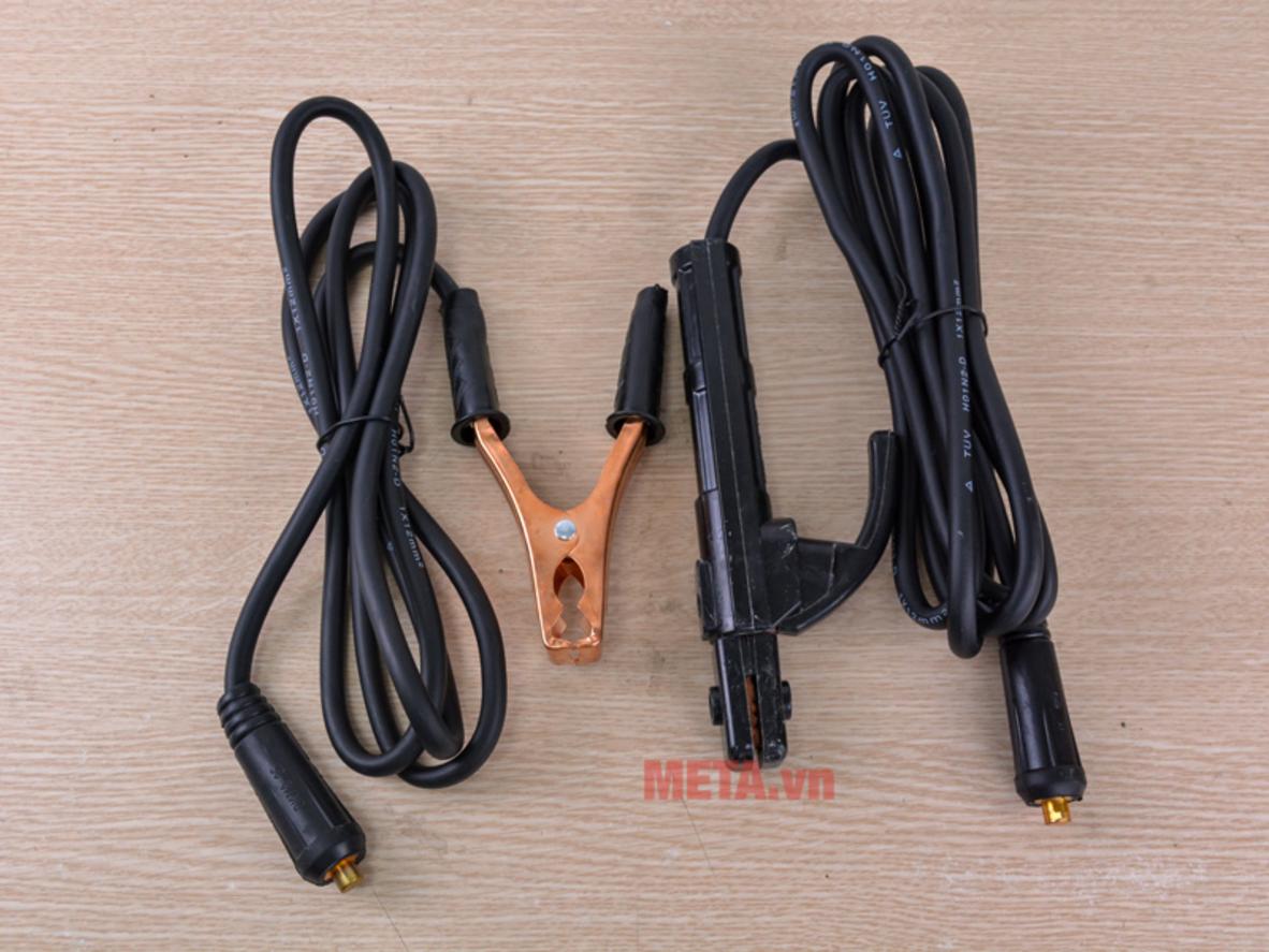 Nguồn 220V giúp máy dễ lắp đặt và dùng ngay trong gia đình hoặc xưởng nhỏ.