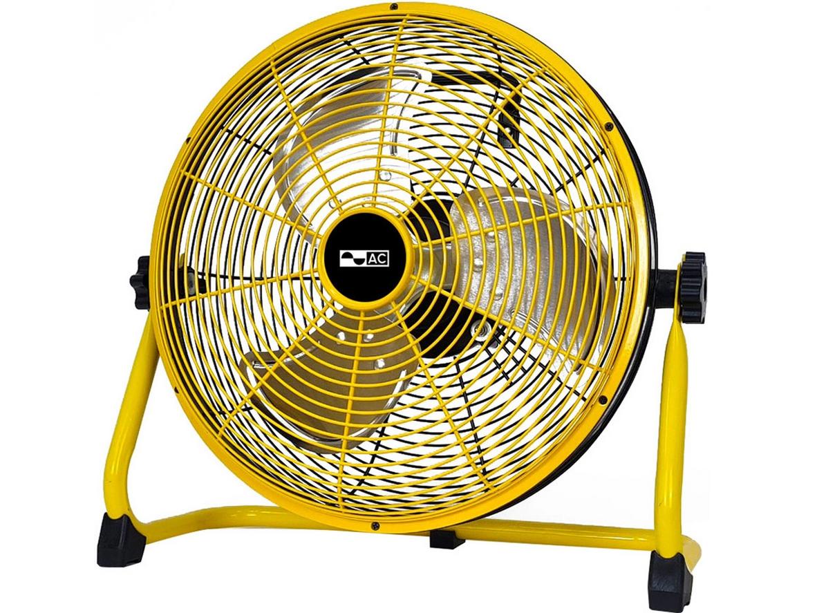3 cánh nhôm sải 30 cm cho luồng gió ổn định và bền bỉ hơn.