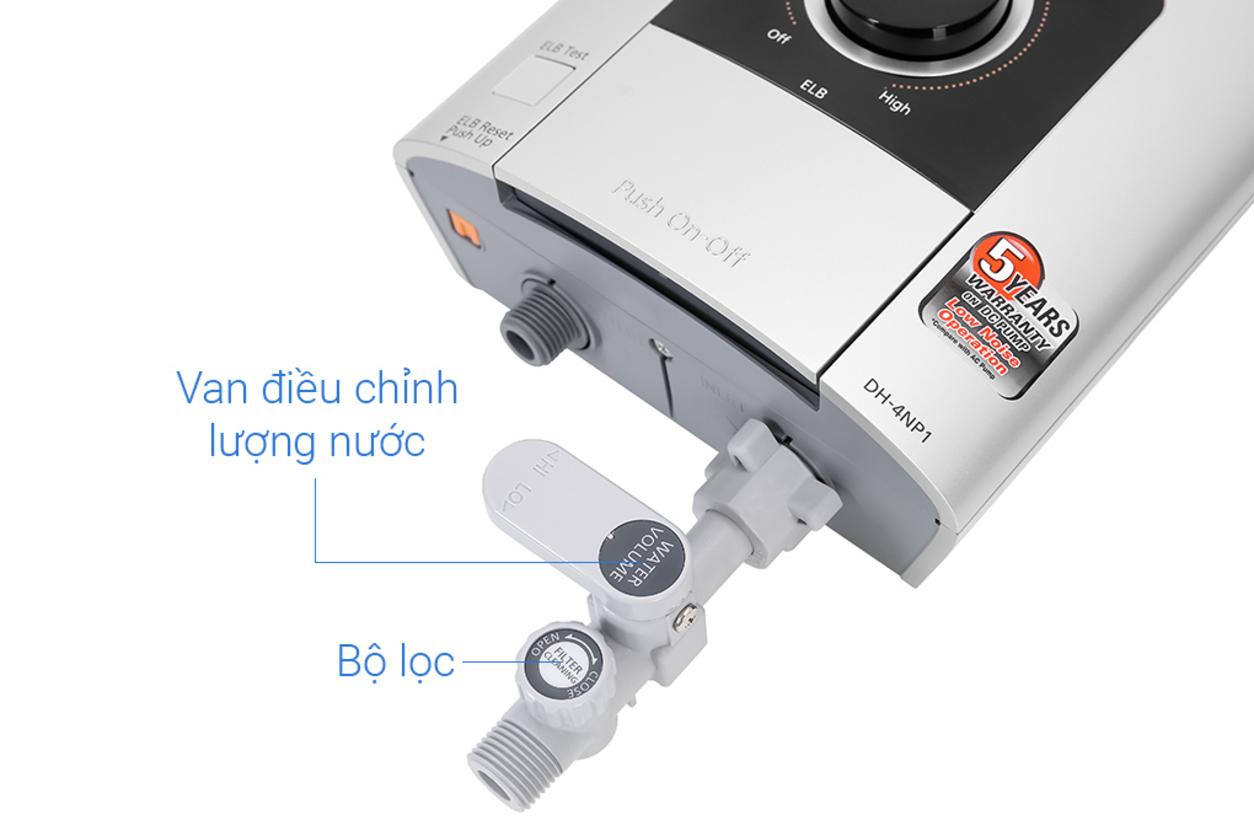Công suất 4500W cho khả năng làm nóng gần như tức thì.