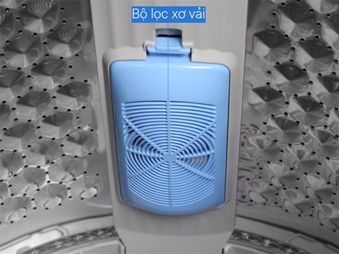 Vắt mạnh giúp quần áo ráo hơn sau mỗi lần giặt.